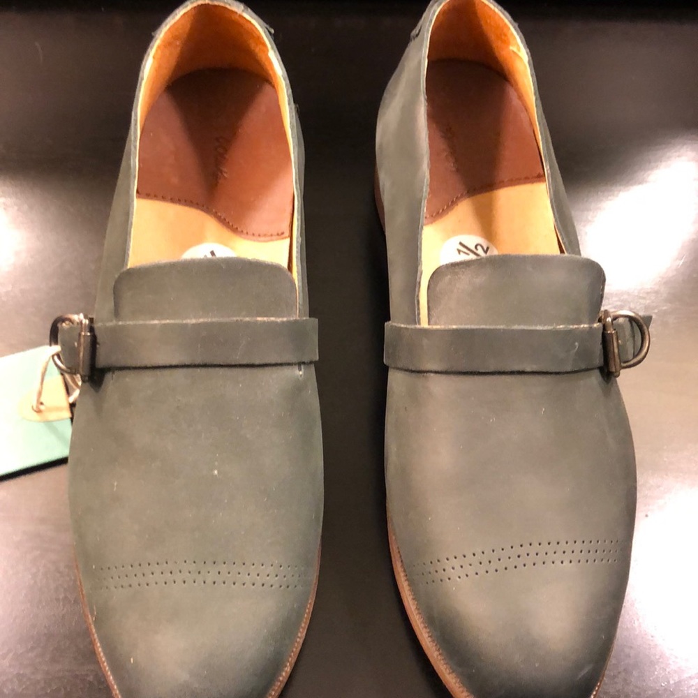 Olukai black flats